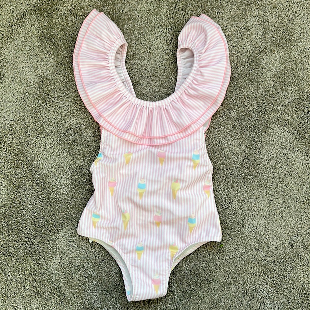 Gorgeous Ruffle Girl Swimsuit